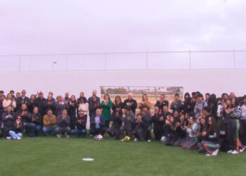 Inauguran cancha de futbol con pasto sintético en el Cecytech 8 de Cuauhtémoc