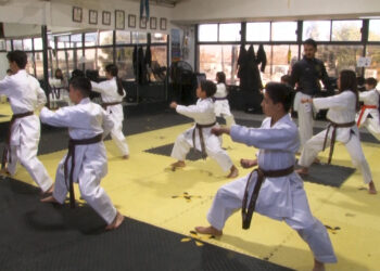 Atletas de Chihuahua brillan en el Campeonato Mundial de Karate FSKA 2025