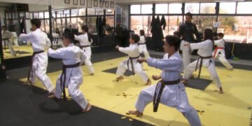 Atletas de Chihuahua brillan en el Campeonato Mundial de Karate FSKA 2025