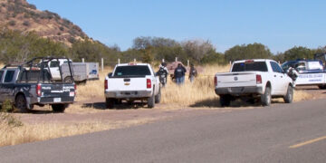 Encuentran a dos mujeres ejecutadas en tramo carretero que conecta a Coyachi