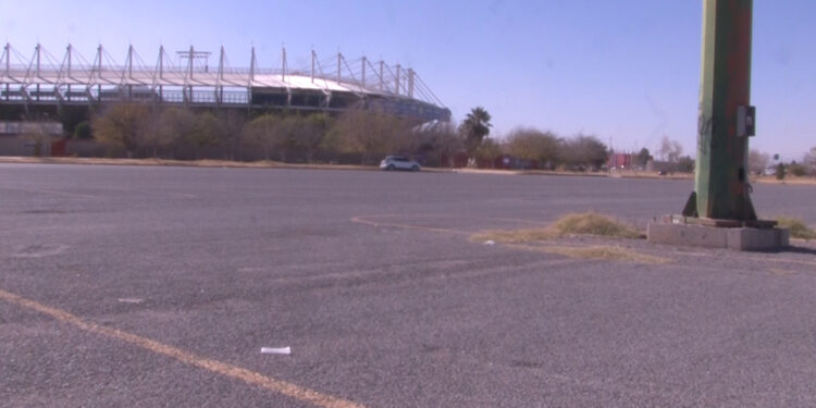 Molestan arrancones en la Deportiva Sur