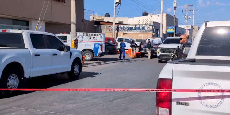 Hombre es ejecutado dentro de su vehículo en Los Olivos