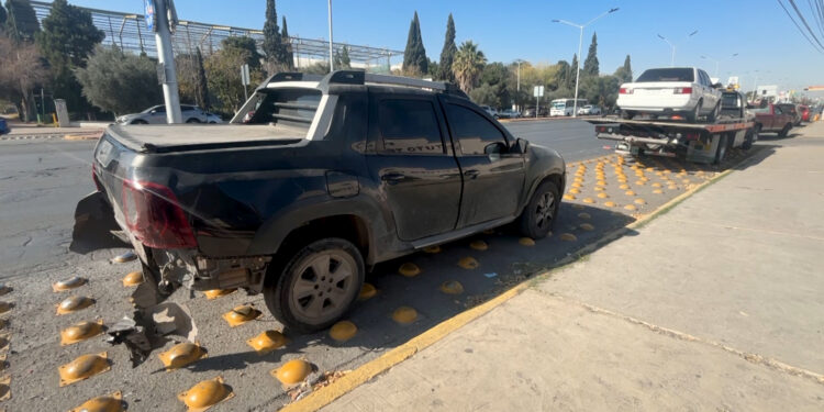 Accidente vial frente al ITCH deja un joven lesionado