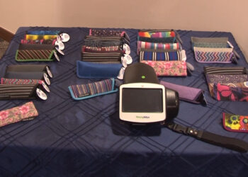 Donan 20 mil pares de lentes para adultos mayores en Chihuahua