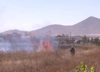 Bomberos de Cuauhtémoc realizan quemas controladas