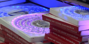 Luces navideñas, el artículo más buscado en el centro de la ciudad