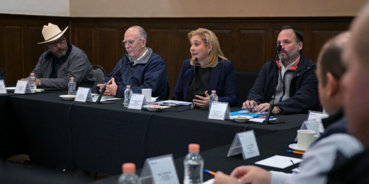 Se reunió Gobernadora con secretario de Agricultura y Desarrollo Rural