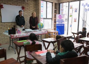 Inauguran centro comunitario en Parajes de San José