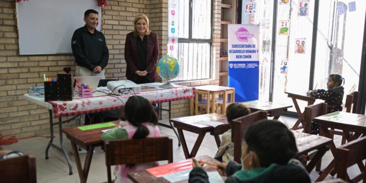 Inauguran centro comunitario en Parajes de San José