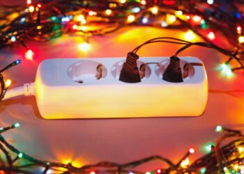 Consejos de seguridad para tu árbol navideño