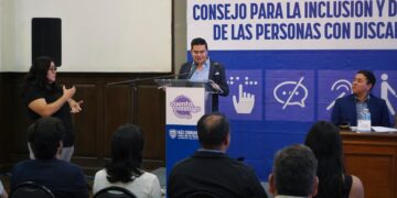 Reconoce Estado a ganadores del Premio Estatal por la Discapacidad