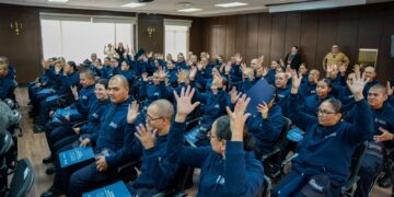 Chihuahua impulsa capacitación en lengua de señas