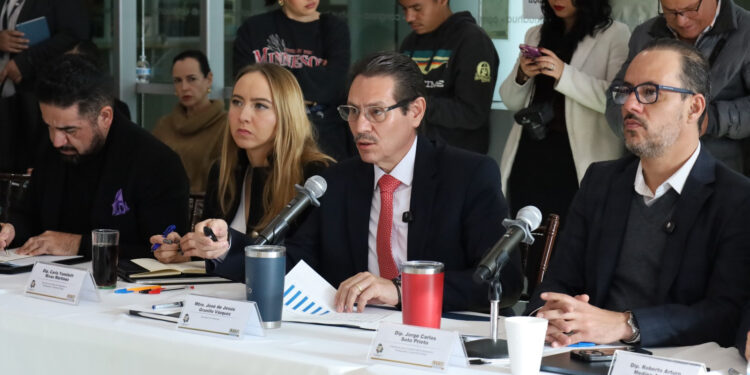 Secretarios estatales explican propuesta presupuestal 2026