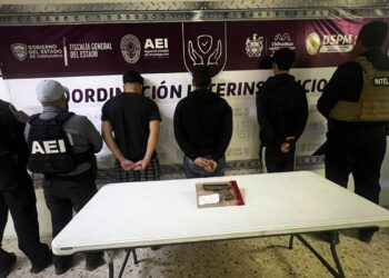Detienen a tres adolescentes por robo de vehículos