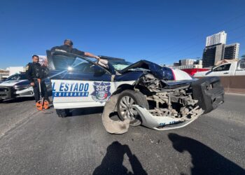 Accidente en el Periférico de la Juventud deja un policía lesionado