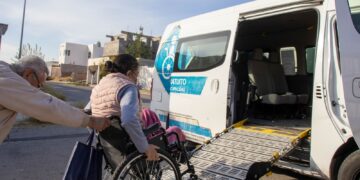 Transporte adaptado operará con ajustes en periodo vacacional