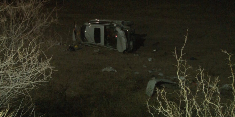 Conductor cae a barranco en periférico R. Almada