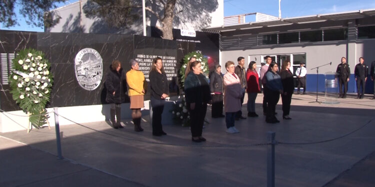 Rinden homenaje a policías caídos en cumplimiento del deber