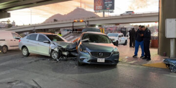 Choque en Pacheco y Teófilo Borunda deja una persona lesionada