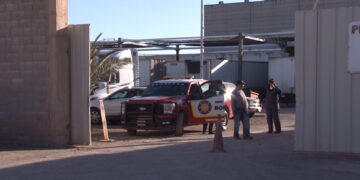 Se incendió un tráiler cargado con plástico