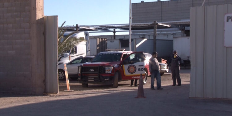 Se incendió un tráiler cargado con plástico