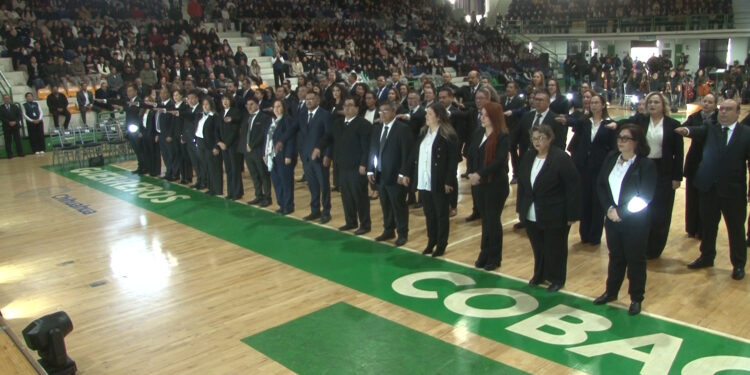 Rinden protesta nuevos directivos del Colegio de Bachilleres