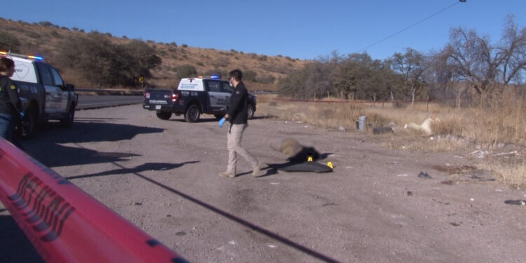 Encuentran a un hombre encobijado en Las Curvas del Perico