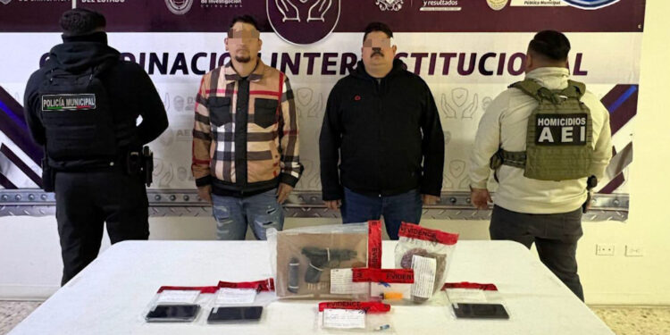 Detienen a dos hombres tras operativo en la colonia Molino de Agua