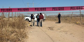 Dejan a ejecutado cubierto con llantas en la colonia Avícola Francisco Villa