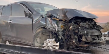 Niño herido tras choque y volcadura; su madre conducía presuntamente ebria