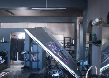 Estallido de calentón deja tres lesionados y daños en en local de Cuauhtémoc