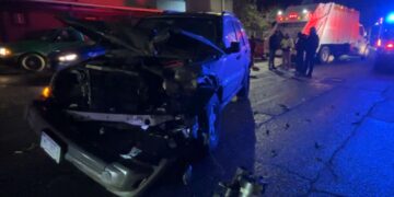 Choque contra camión de basura deja un lesionado