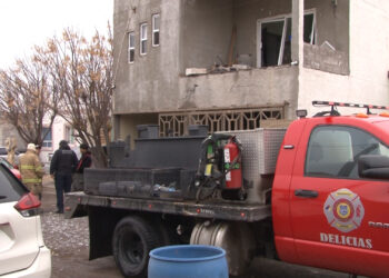 Explosión en Delicias deja dos personas con quemaduras