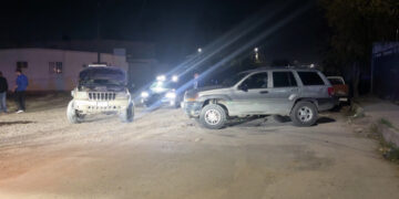 Vuelca adolescente por hacer “donitas” en Jeep Cherokee