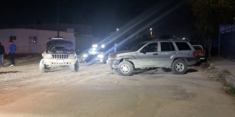 Vuelca adolescente por hacer “donitas” en Jeep Cherokee