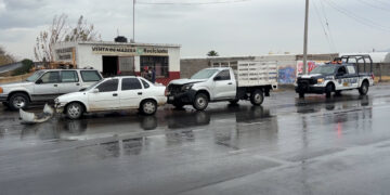 Se registra triple choque en el Periférico R. Almada