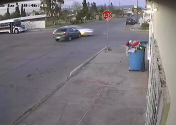 Denuncian falta de señalización vial en la colonia Cerro de la Cruz