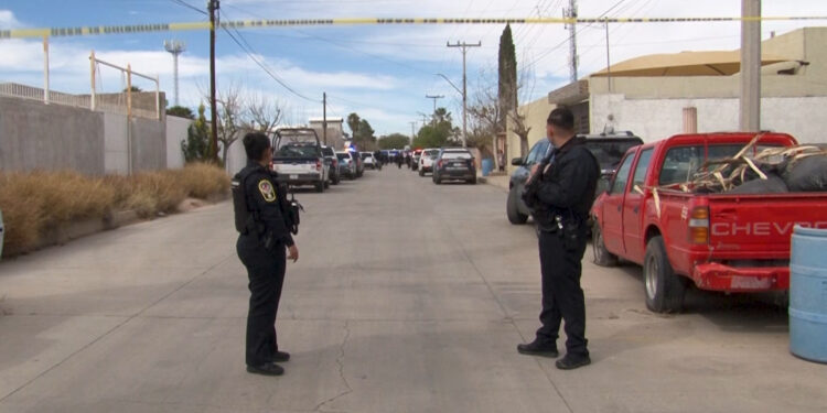 Detienen a sujeto armado en residencial Las Carolinas