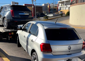 Adulto mayor lesionado tras choque en el Periférico de la Juventud