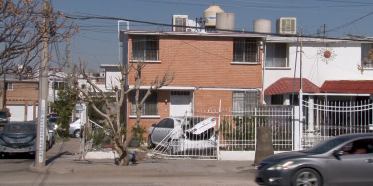 Compañeros lamentan muerte de adolescente en accidente