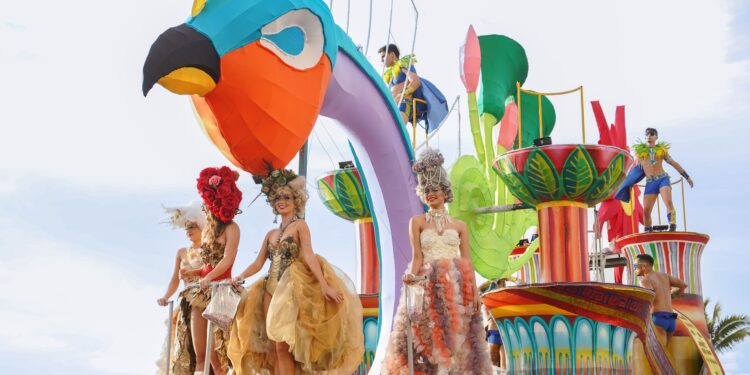 Invitan a chihuahuenses al Carnaval de Mazatlán 2026