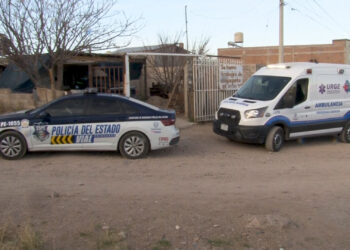 Adulto mayor es atropellado por su propio vehículo