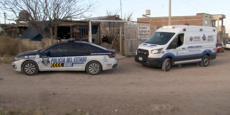 Adulto mayor es atropellado por su propio vehículo