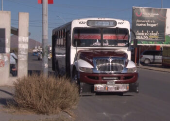 Usuarios inconformes con choferes de camiones