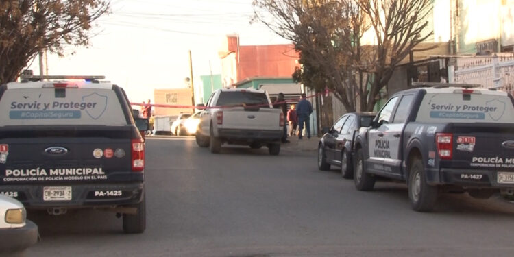 Mujer perdió la vida tras resbalar en la regadera