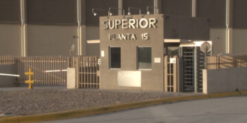 Trabajador de maquiladora muere aplastado por maquinaria