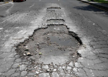 Avanza plan de bacheo en la capital: Van casi 9 mil hoyos reparados