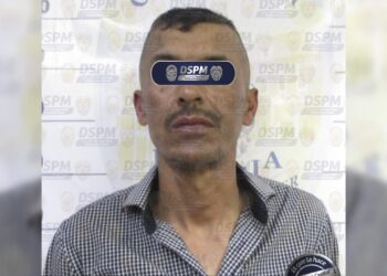 Detienen en el centro a hombre con supuesta droga y arma de utilería