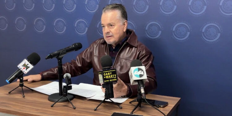 Senador del PAN critica vinculación de alcaldes con crimen organizado