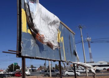 Se acerca temporada de fuertes vientos; Municipio exhorta verificar tus anuncios publicitarios